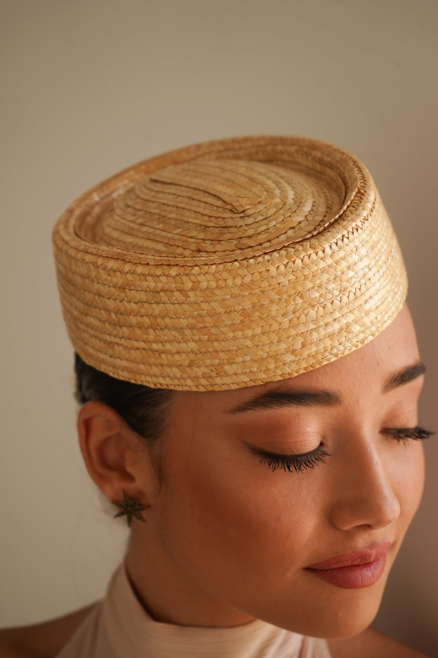 Tocado Pillbox Hat Jassia