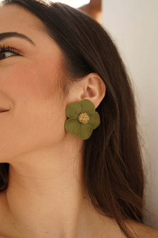 Pendientes Camellia Verde Oliva
