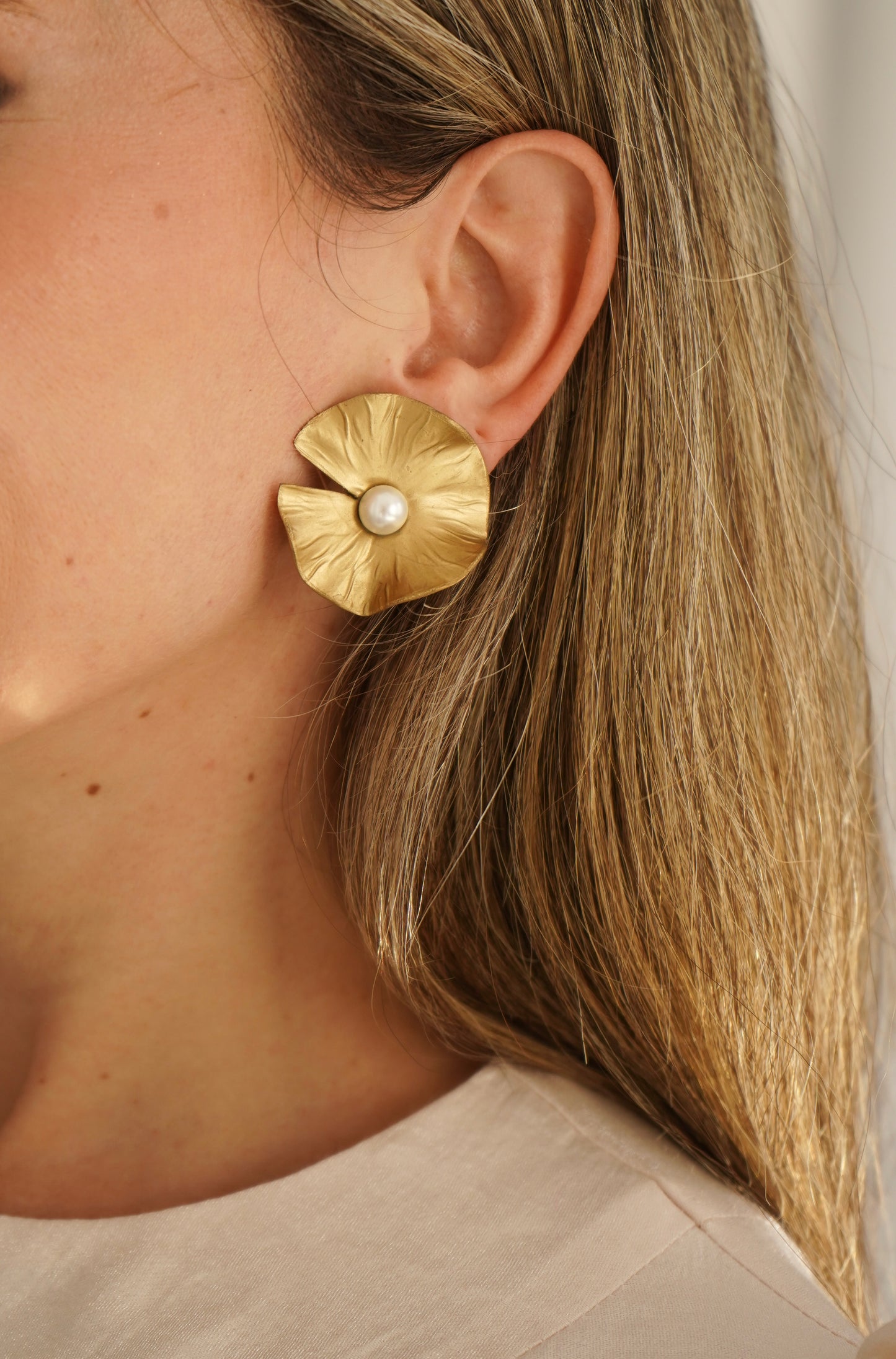 Pendientes Loto Oro